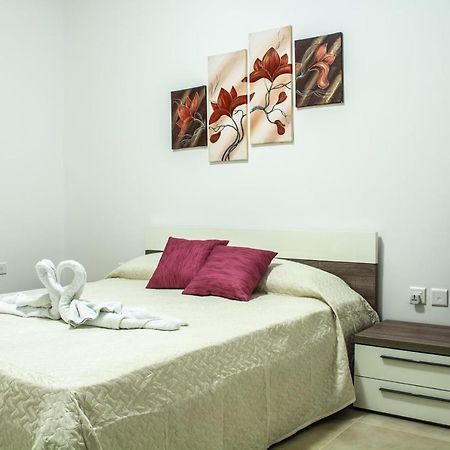 2 Bedroom Apartment Close To City Centre Tas-Sienja Luaran gambar
